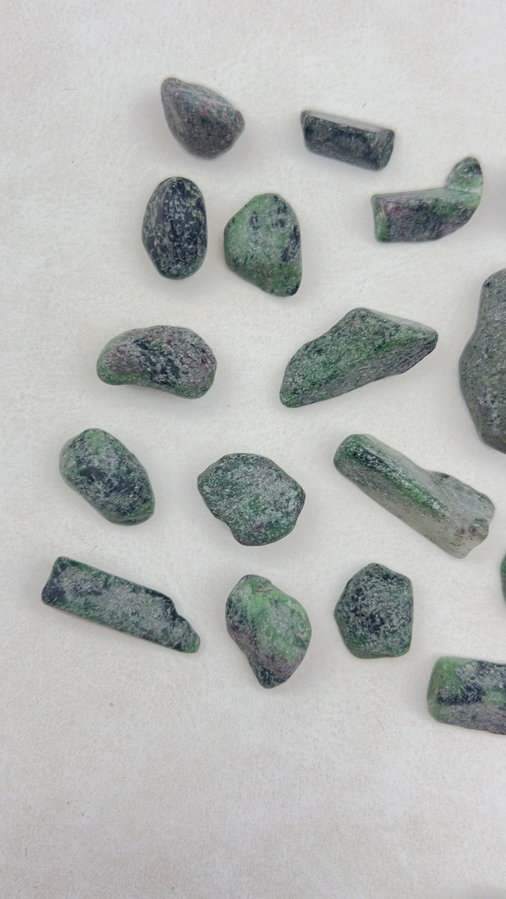 Tumbled Ruby Zoisite Chips / 4-20mm AVG - 1 KILO LOT