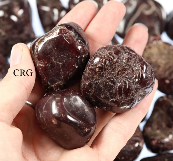 Tumbled Garnet / 20 - 40mm AVG - 1 PIECECrystal River Gems