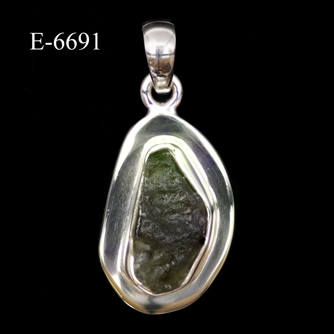 E - 6691 Moldavite 925 Sterling Silver PendantCrystal River Gems