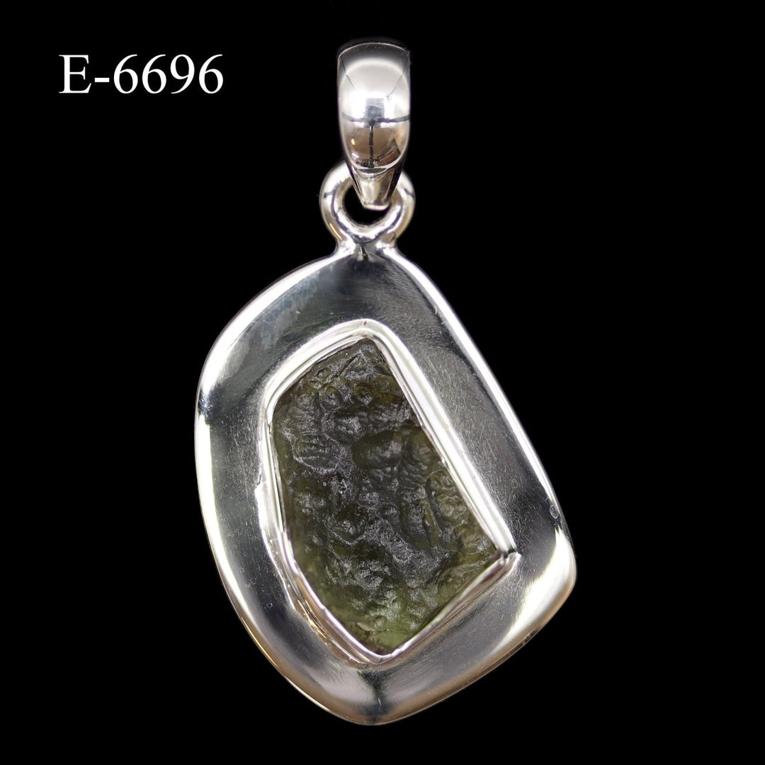 E - 6696 Moldavite 925 Sterling Silver PendantCrystal River Gems