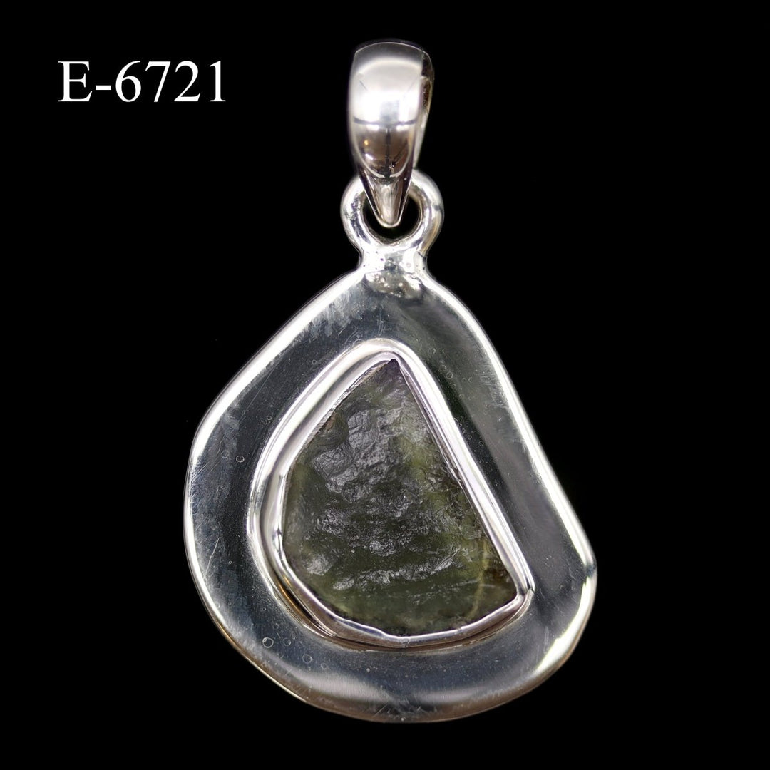 E - 6721 Moldavite 925 Sterling Silver PendantCrystal River Gems