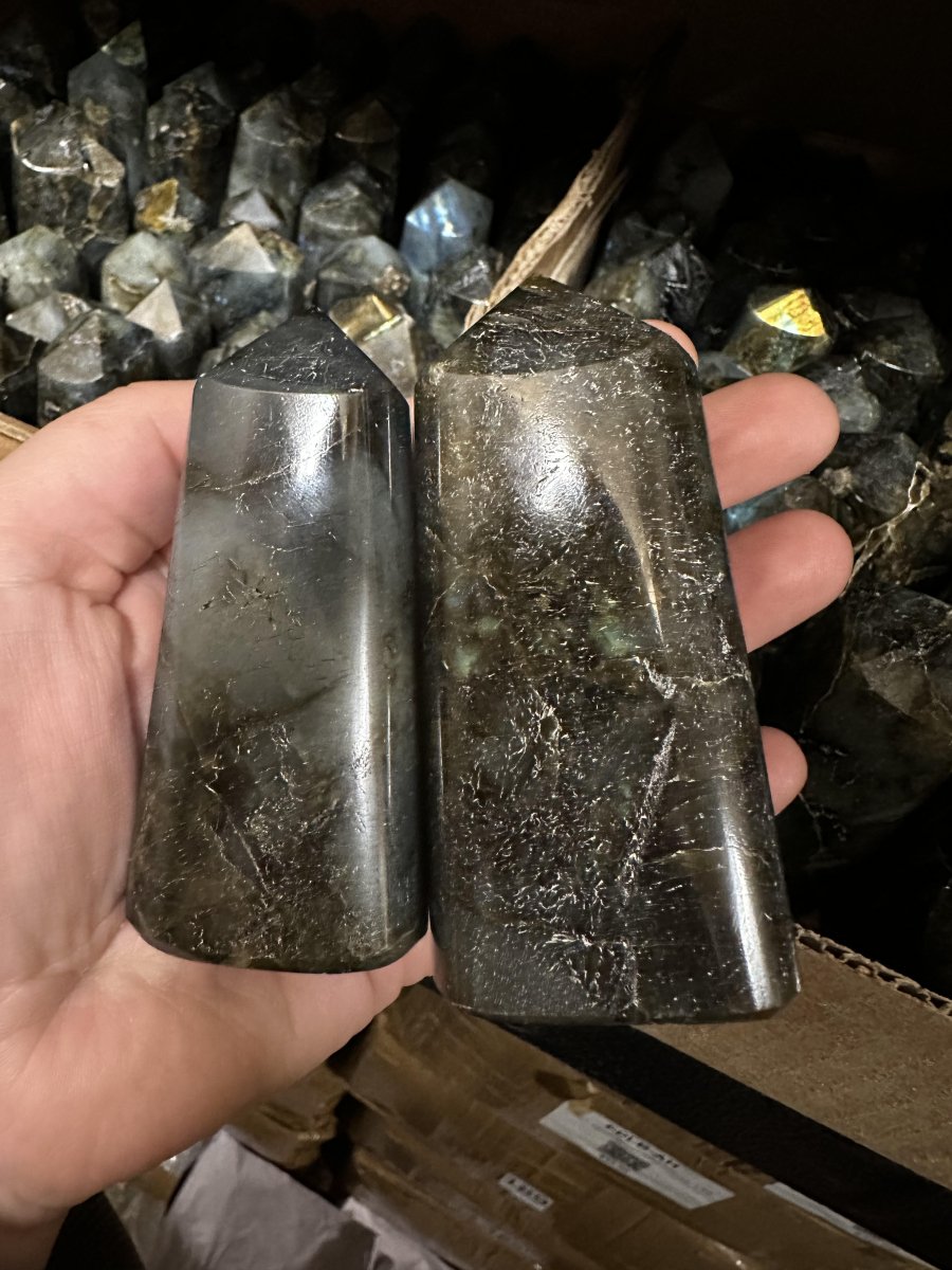 Labradorite Full Polished Points - 1.5"-3" - 1 kg.