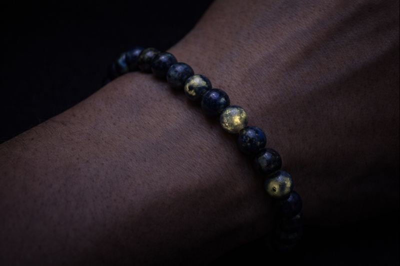 Lapis Lazuli Round Bead Stretch Bracelet (8 mm) (UV Reactive)Crystal River Gems