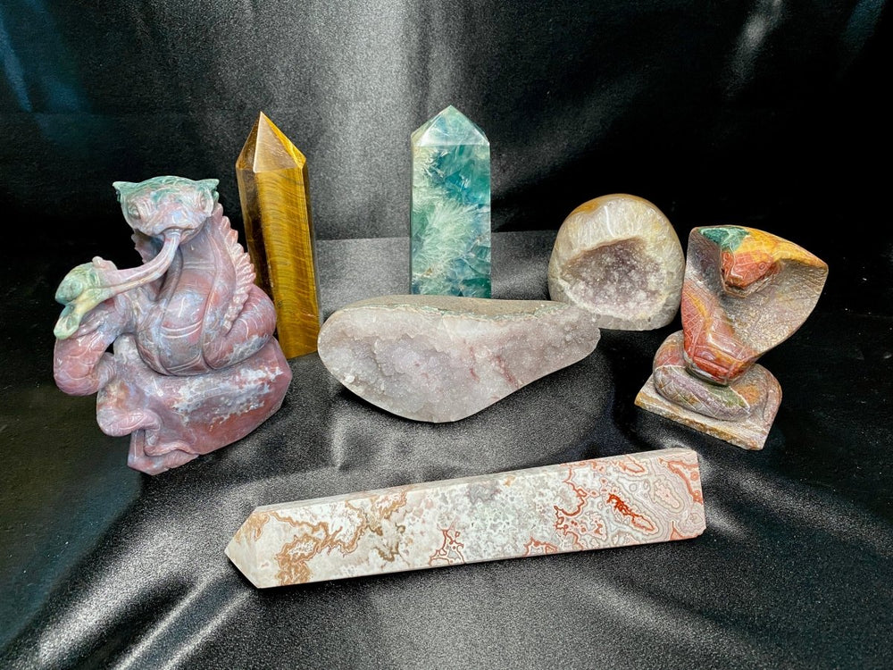 Mixed Reptiles and Carvings Lot (7 Pieces) Bulk Wholesale Gemstone Décor CollectionCrystal River Gems