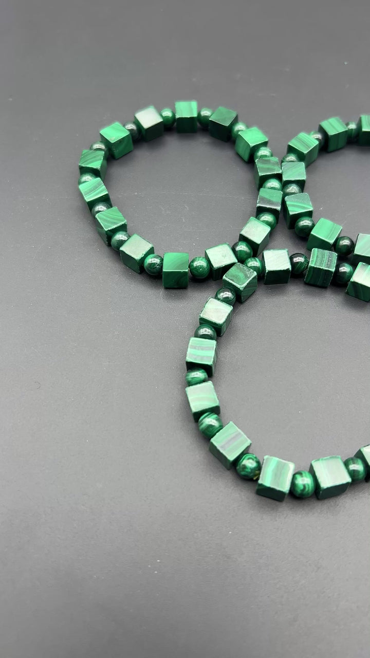 Malachite 7mm Cube and Bead Stretch Bracelet