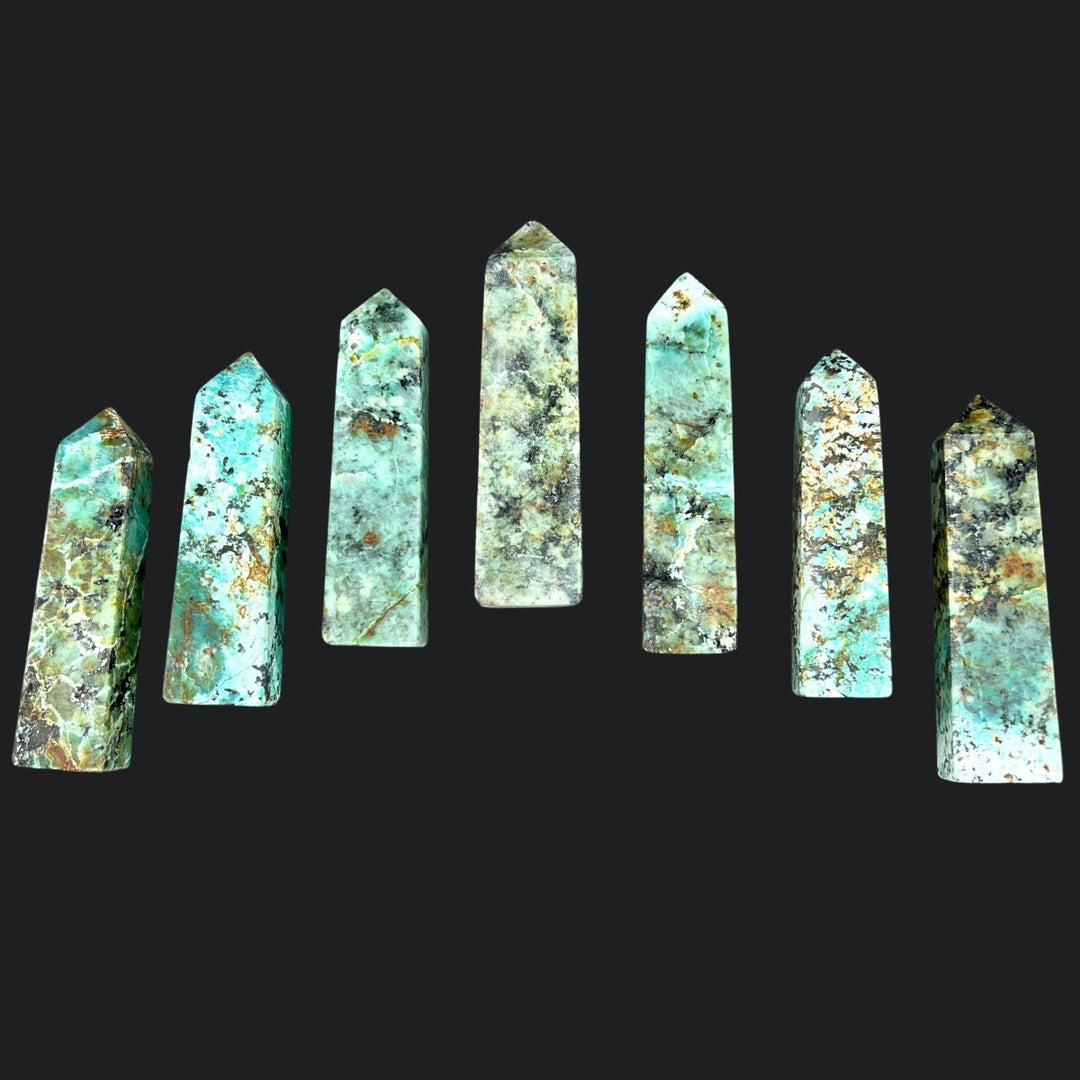 Turquoise Point (1 Pound) Size 3 to 4 Inches Standing Tower Points