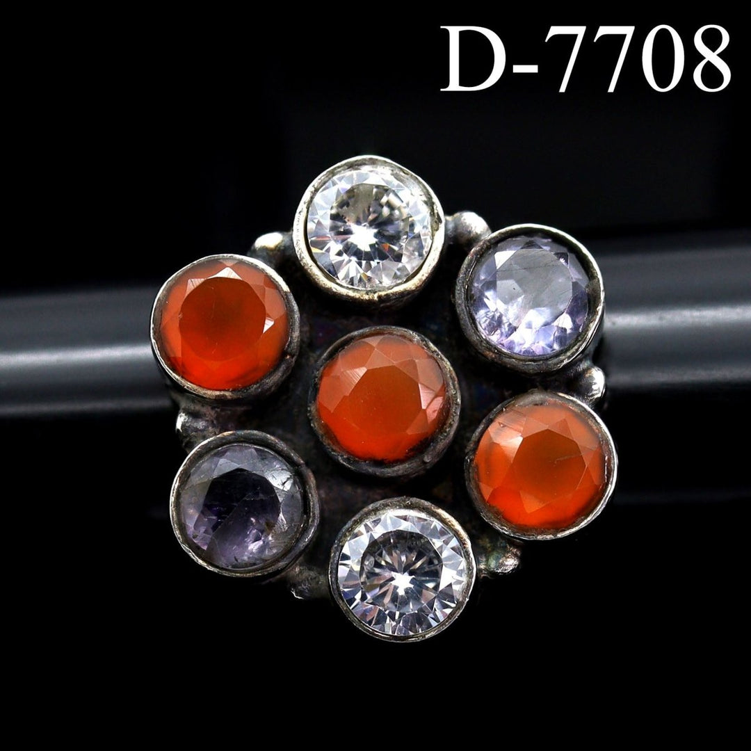 D-7708 - Multistone Sterling Silver Ring / SIZE 6