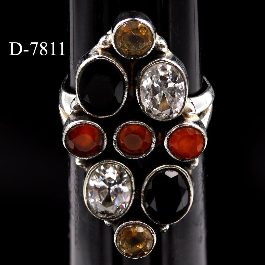 D-7811 - Multistone Sterling Silver Ring / SIZE 6