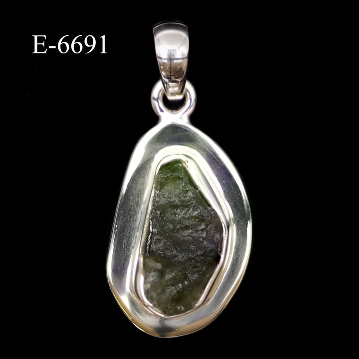 E - 6691 Moldavite 925 Sterling Silver PendantCrystal River Gems
