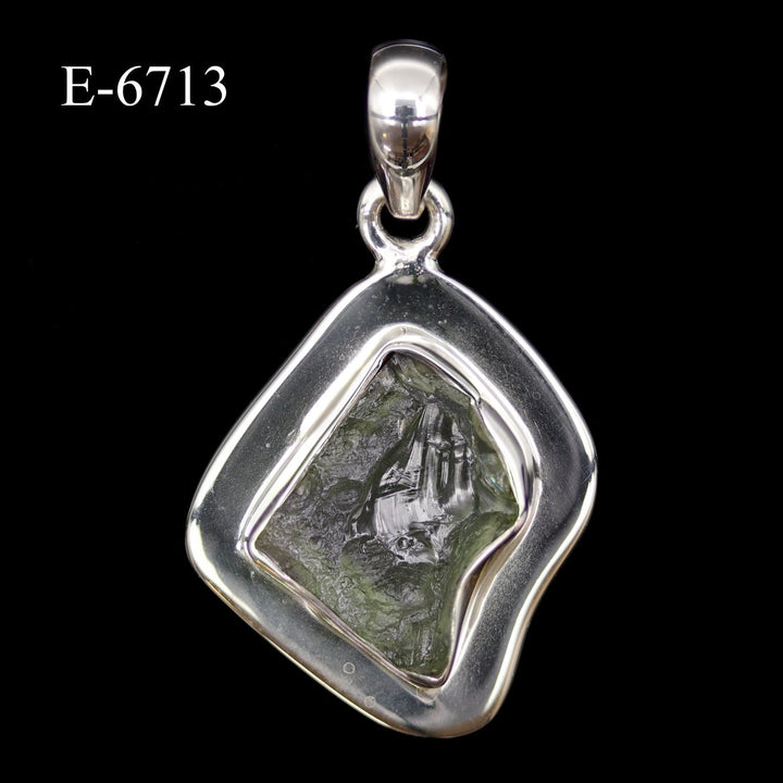 E - 6713 Moldavite 925 Sterling Silver PendantCrystal River Gems