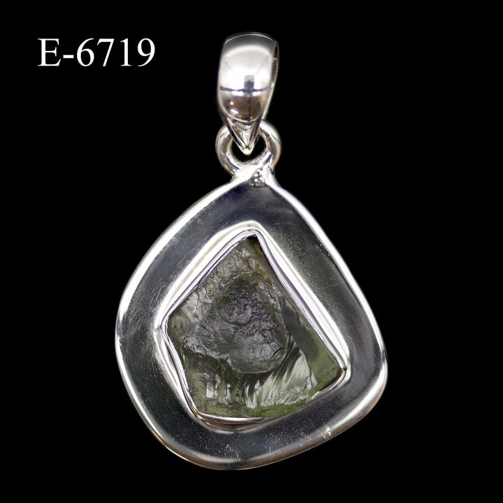 E - 6719 Moldavite 925 Sterling Silver PendantCrystal River Gems