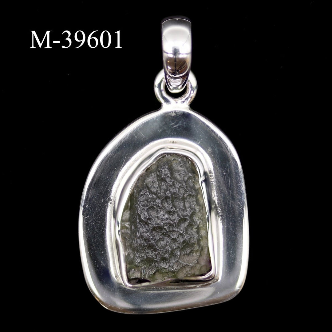M-39601 - Moldavite 925 Sterling Silver Pendant