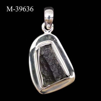 M-39636 - Moldavite 925 Sterling Silver Pendant